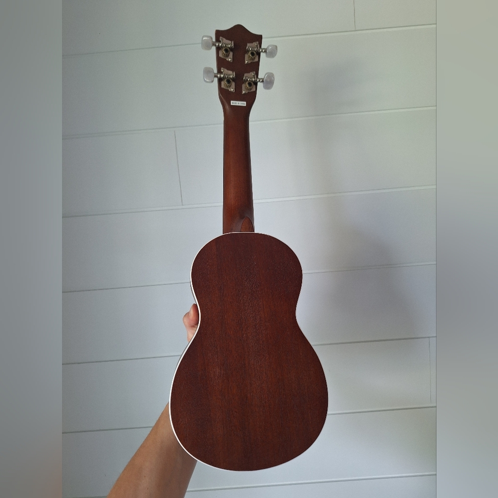 Lanikai No. LU-21 T11105 Brown Ukulele - Picture 4 of 7